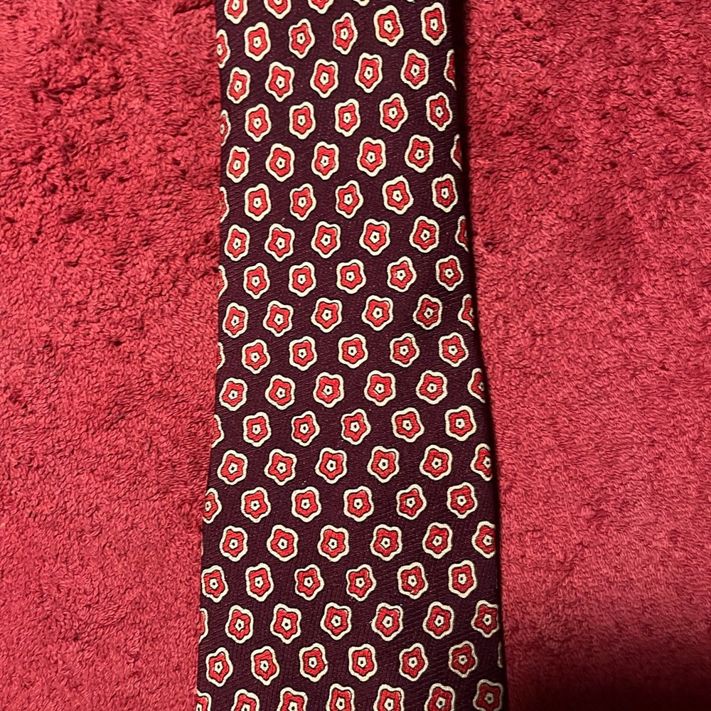 Ralph Lauren Red and White Geometric Men's Tie